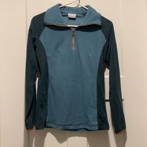 Columbia size XS two tone fleece quarter zip.